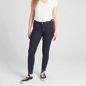 Gap Curvy True Skinny jeans